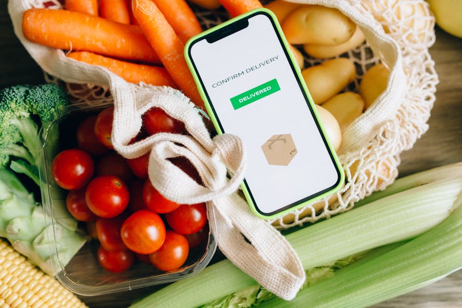 The Best Nutrition Apps in 2026: How to Use Technology to Eat Better